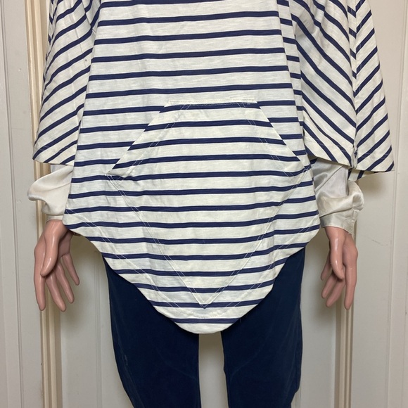 rockpaperflower Bateau Striped One Size Poncho NWOT - Picture 6 of 10